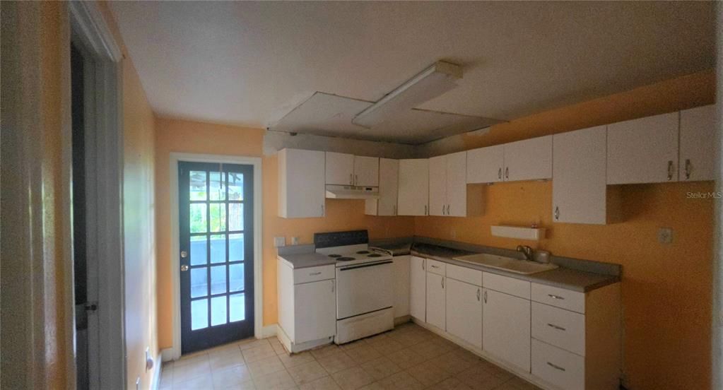 На продажу: $525,000 (4 спален, 3 ванн, 2302 Квадратных фут)