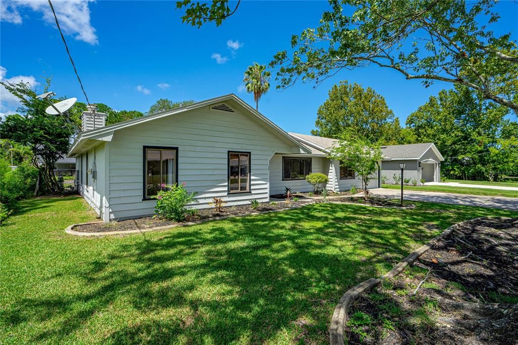 En Venta: $430,000 (3 camas, 3 baños, 1853 Pies cuadrados)