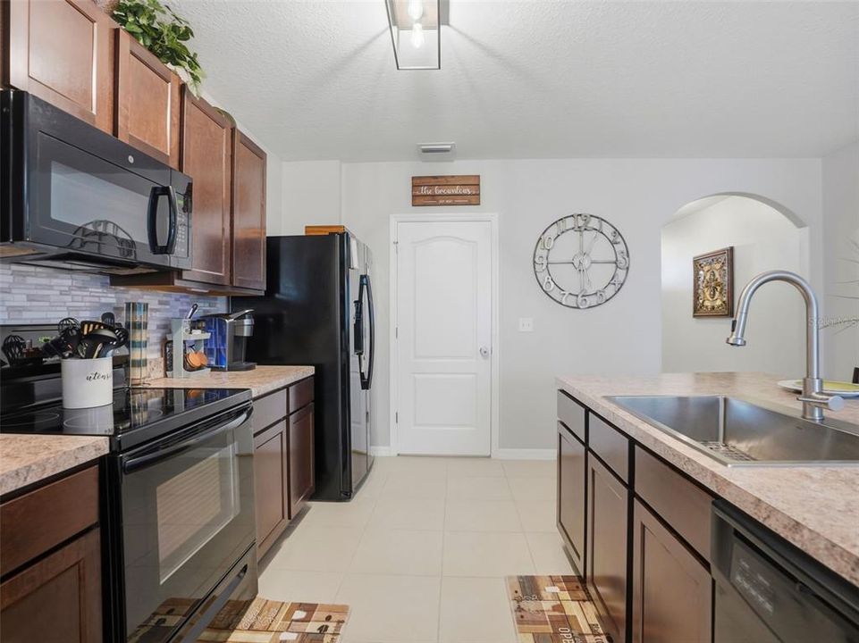 En Venta: $375,000 (3 camas, 2 baños, 1690 Pies cuadrados)