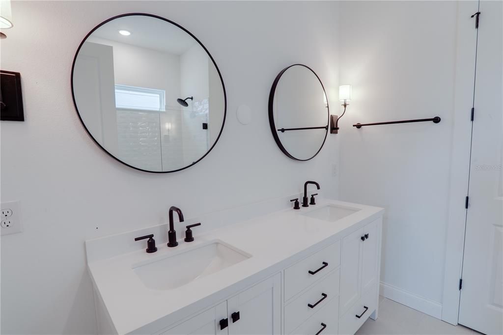 En Renta: $3,495 (4 camas, 3 baños, 2693 Pies cuadrados)