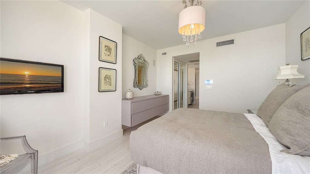 En Venta: $2,495,000 (3 camas, 3 baños, 2925 Pies cuadrados)