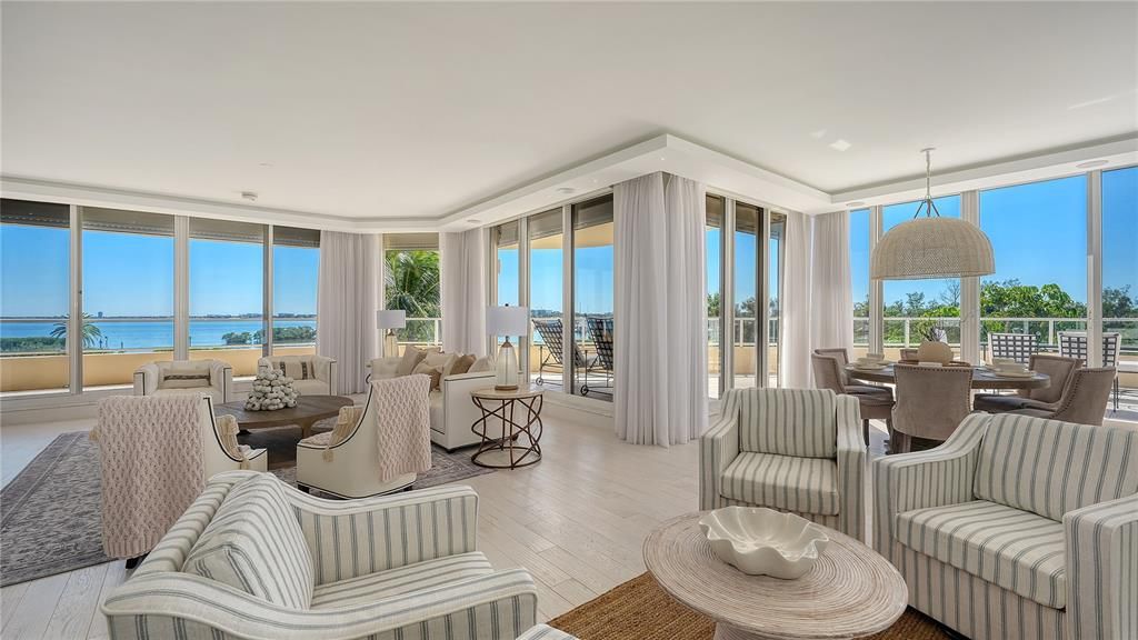 En Venta: $2,495,000 (3 camas, 3 baños, 2925 Pies cuadrados)