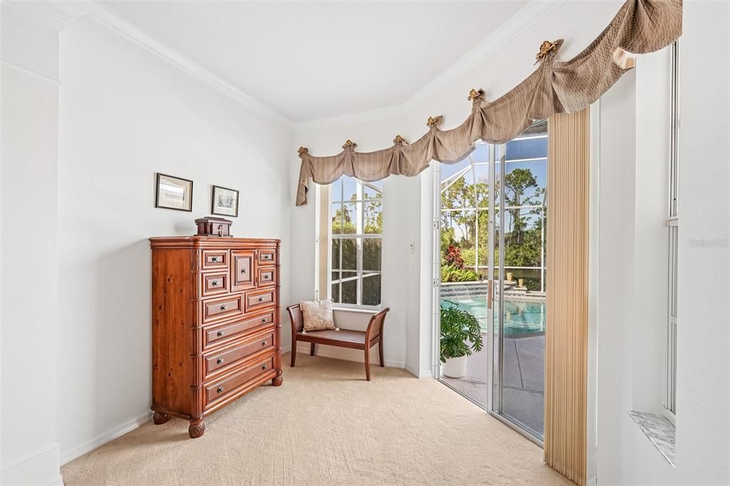 En Venta: $699,900 (3 camas, 3 baños, 2593 Pies cuadrados)