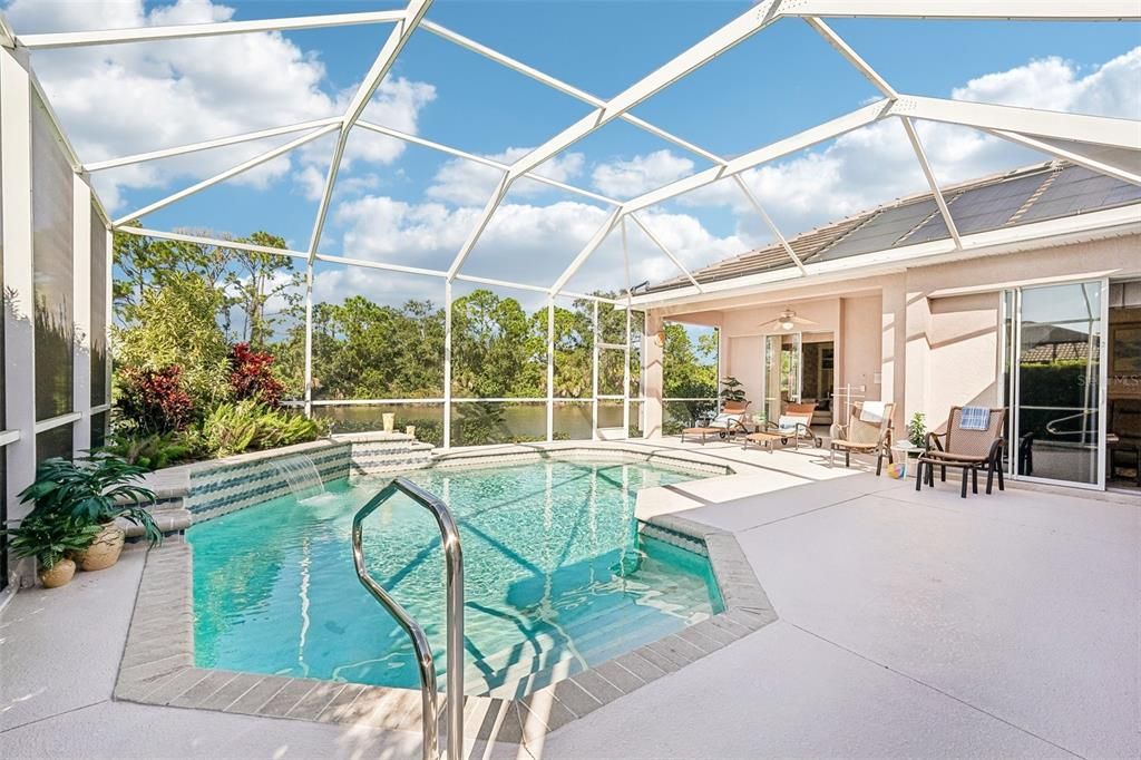En Venta: $699,900 (3 camas, 3 baños, 2593 Pies cuadrados)