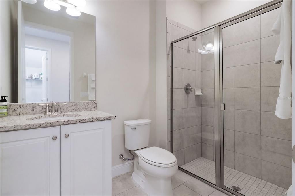 En Venta: $550,000 (5 camas, 4 baños, 2574 Pies cuadrados)