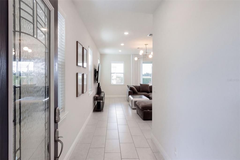 En Venta: $550,000 (5 camas, 4 baños, 2574 Pies cuadrados)