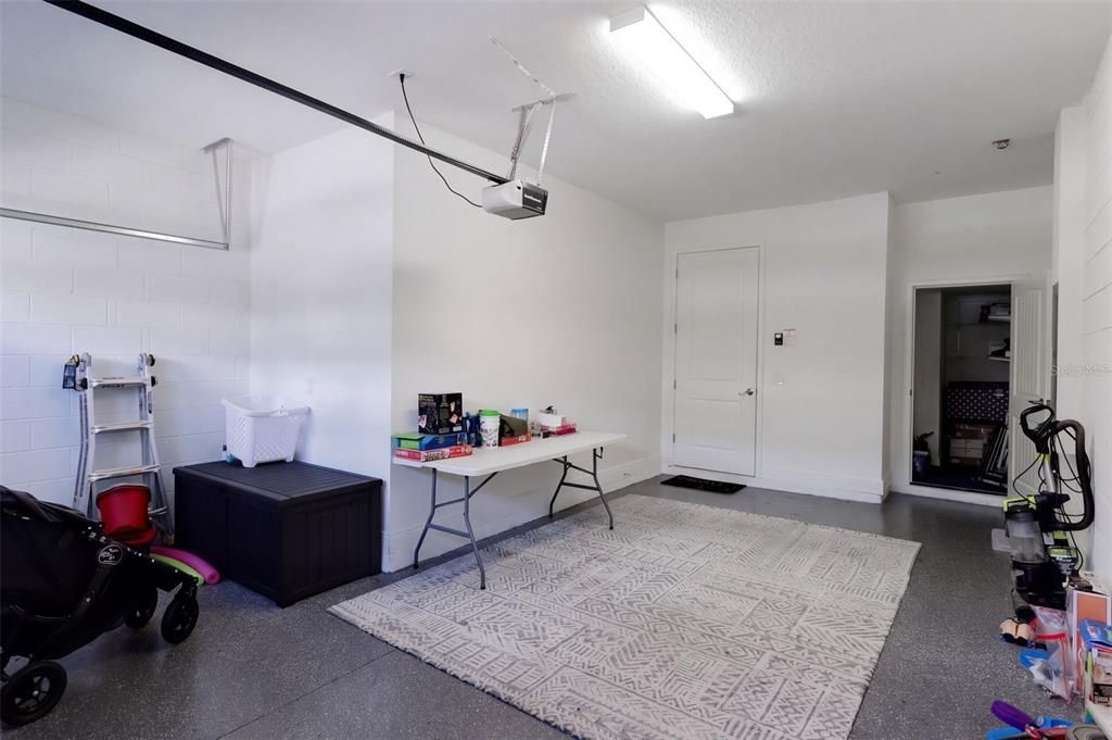 En Venta: $550,000 (5 camas, 4 baños, 2574 Pies cuadrados)
