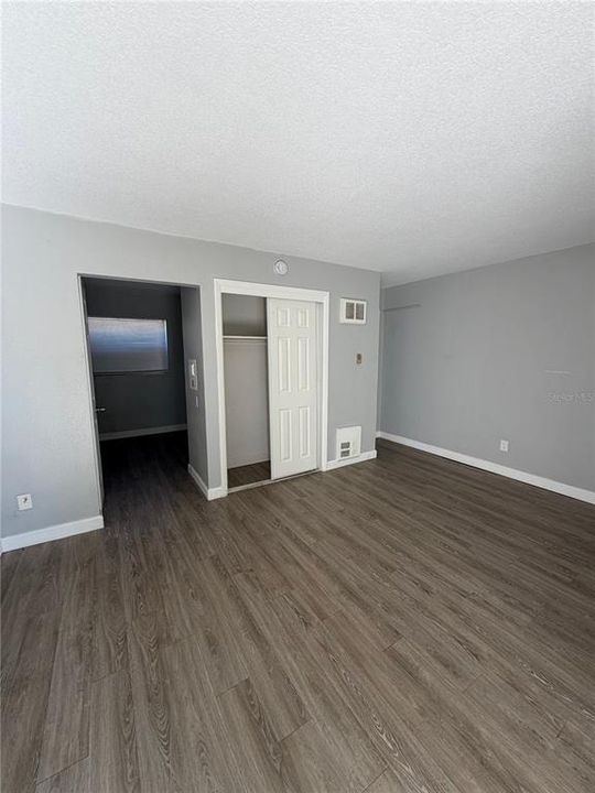 В аренду: $1,195 (0 спален, 1 ванн, 400 Квадратных фут)