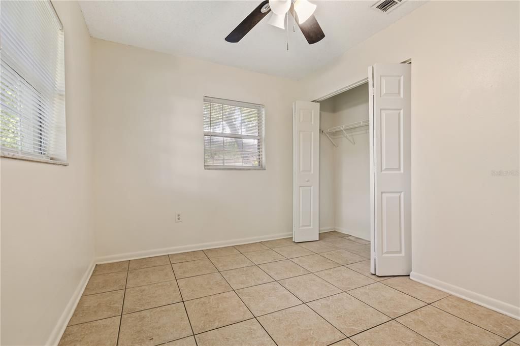 For Rent: $1,950 (3 beds, 2 baths, 1064 Square Feet)