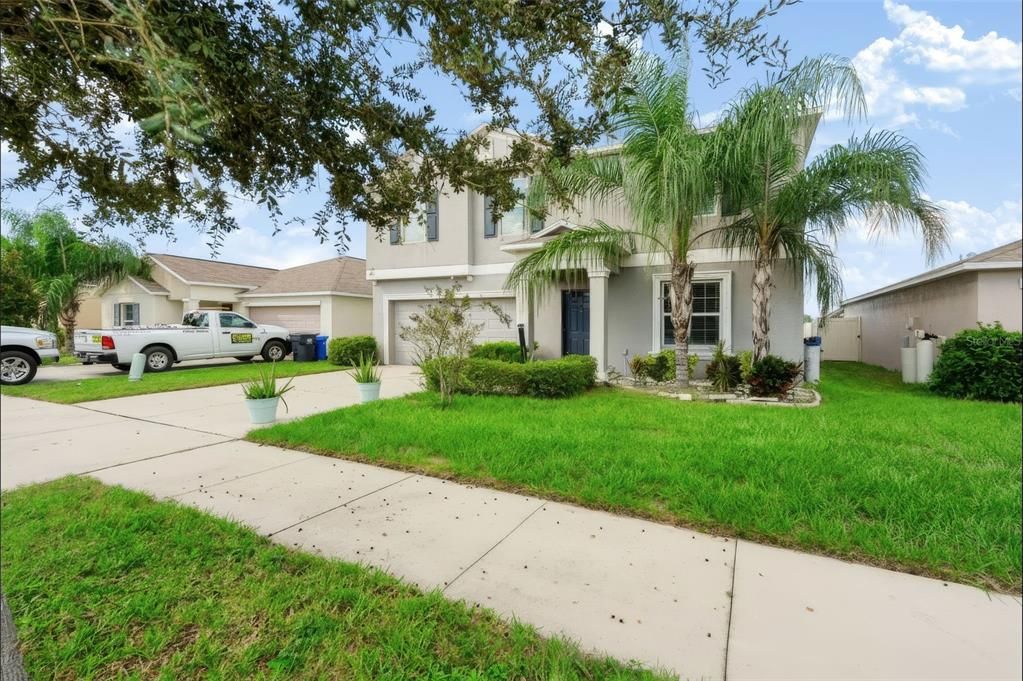En Venta: $345,000 (4 camas, 2 baños, 2599 Pies cuadrados)