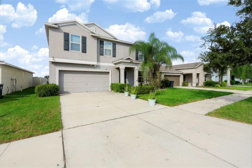 En Venta: $345,000 (4 camas, 2 baños, 2599 Pies cuadrados)