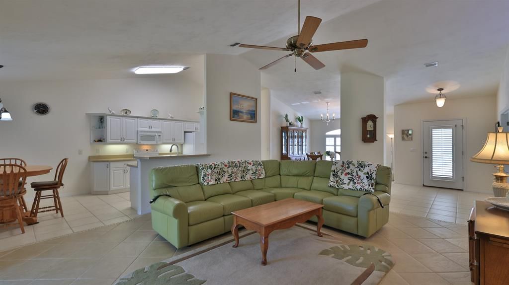 For Sale: $505,000 (3 beds, 2 baths, 2099 Square Feet)
