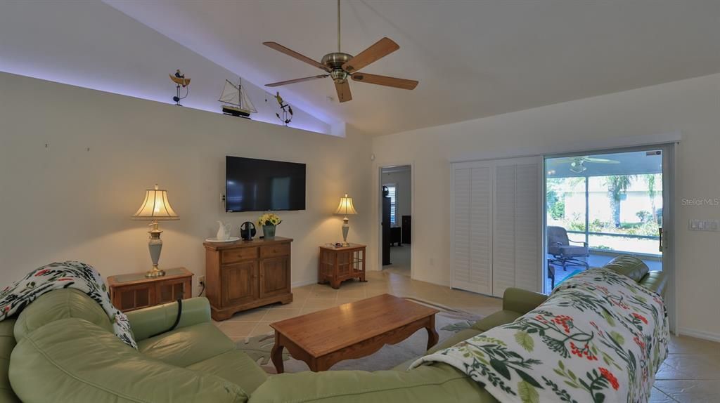 For Sale: $505,000 (3 beds, 2 baths, 2099 Square Feet)