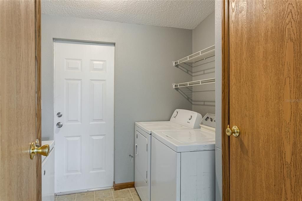 For Rent: $1,600 (3 beds, 3 baths, 1620 Square Feet)