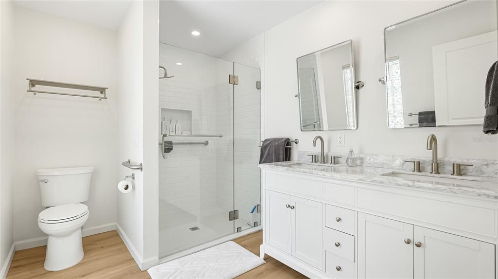 For Rent: $15,000 (3 beds, 3 baths, 2201 Square Feet)