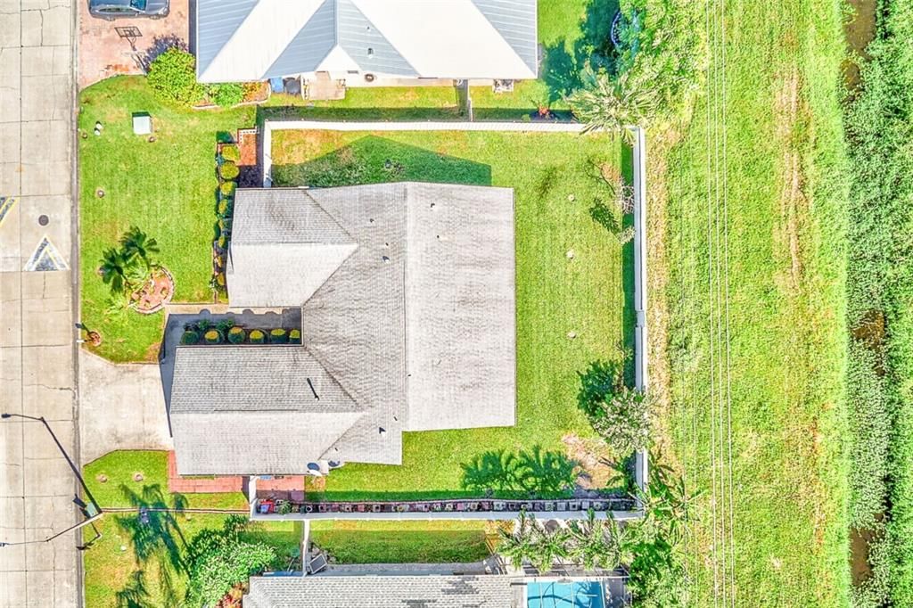 На продажу: $549,000 (3 спален, 2 ванн, 1626 Квадратных фут)