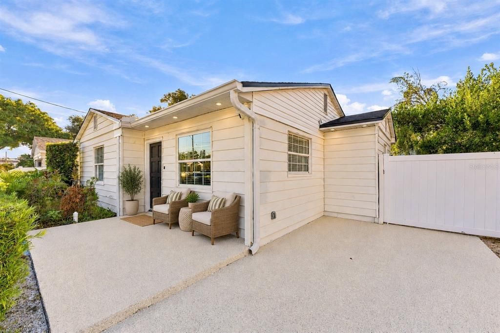 En Venta: $649,999 (3 camas, 2 baños, 1184 Pies cuadrados)
