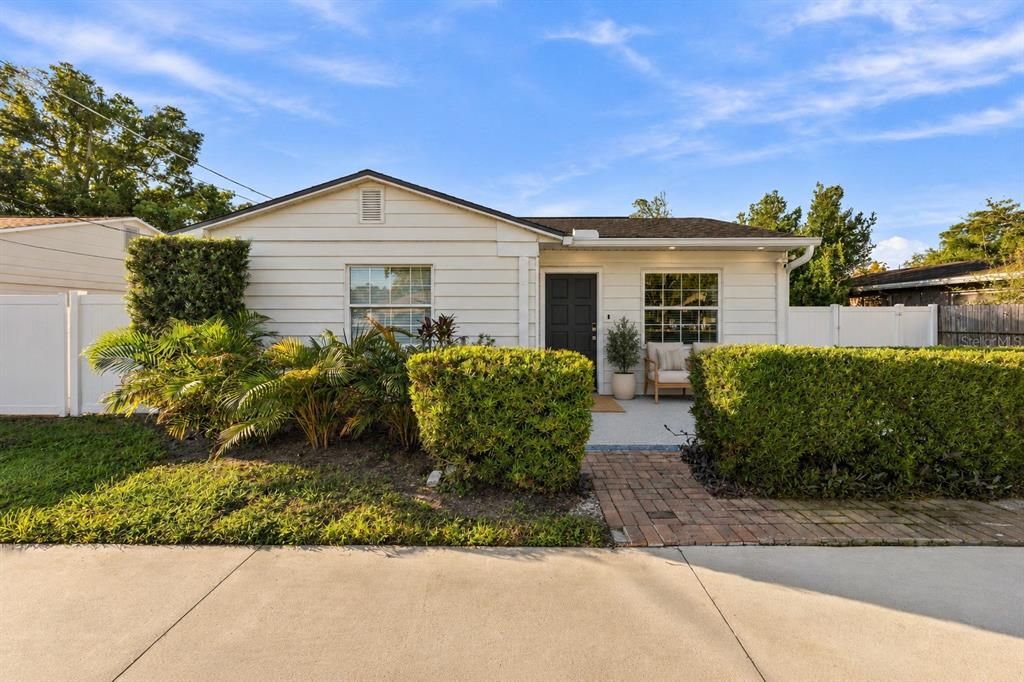 En Venta: $649,999 (3 camas, 2 baños, 1184 Pies cuadrados)