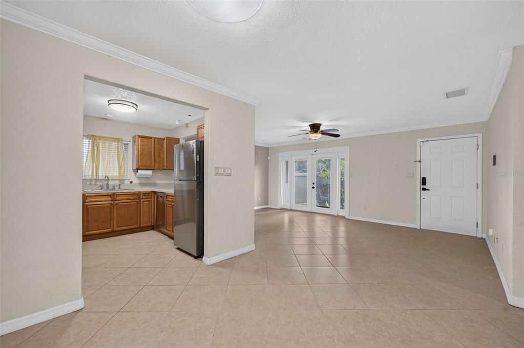 For Sale: $172,000 (2 beds, 2 baths, 960 Square Feet)