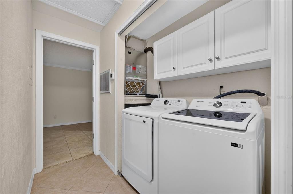 For Sale: $172,000 (2 beds, 2 baths, 960 Square Feet)