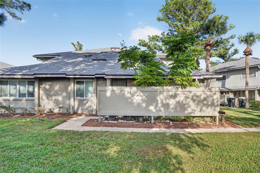For Sale: $172,000 (2 beds, 2 baths, 960 Square Feet)