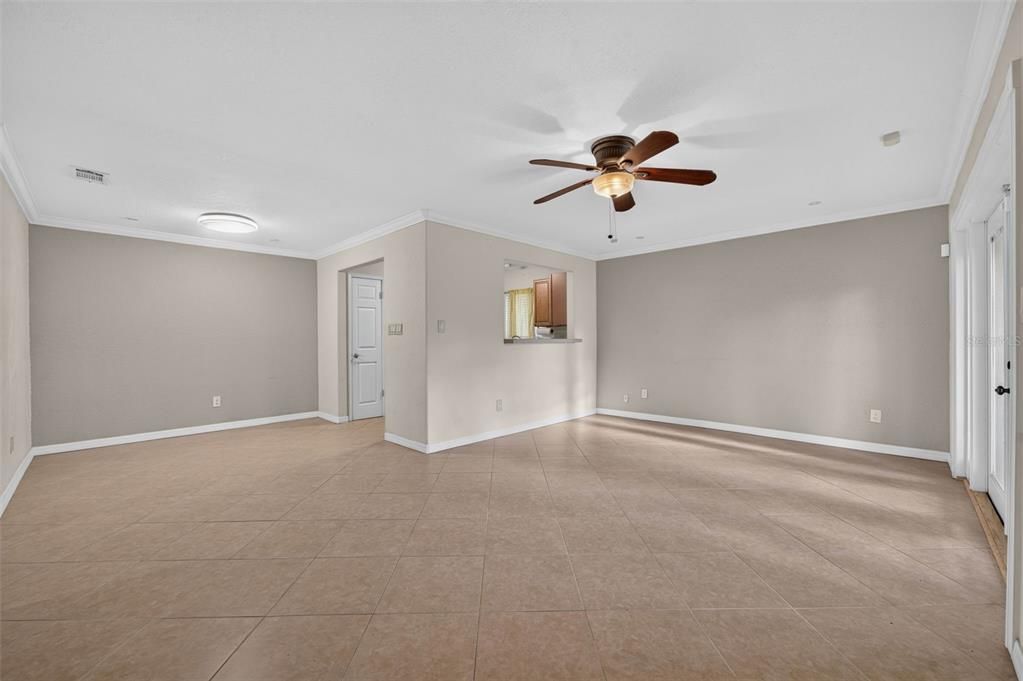 For Sale: $172,000 (2 beds, 2 baths, 960 Square Feet)