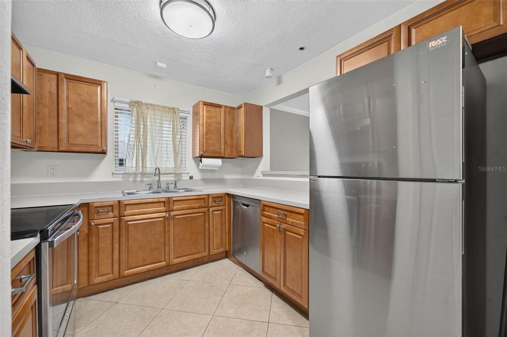 For Sale: $172,000 (2 beds, 2 baths, 960 Square Feet)