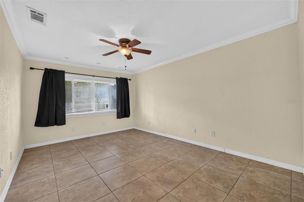 For Sale: $172,000 (2 beds, 2 baths, 960 Square Feet)