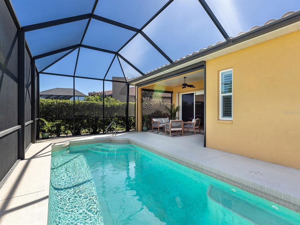 En Venta: $885,000 (3 camas, 2 baños, 1855 Pies cuadrados)
