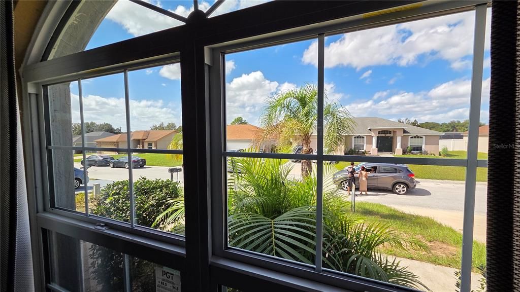 For Sale: $255,000 (3 beds, 2 baths, 1233 Square Feet)
