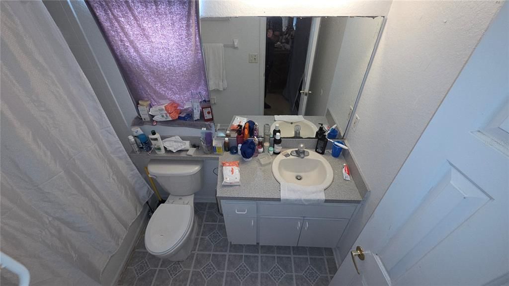 For Sale: $255,000 (3 beds, 2 baths, 1233 Square Feet)