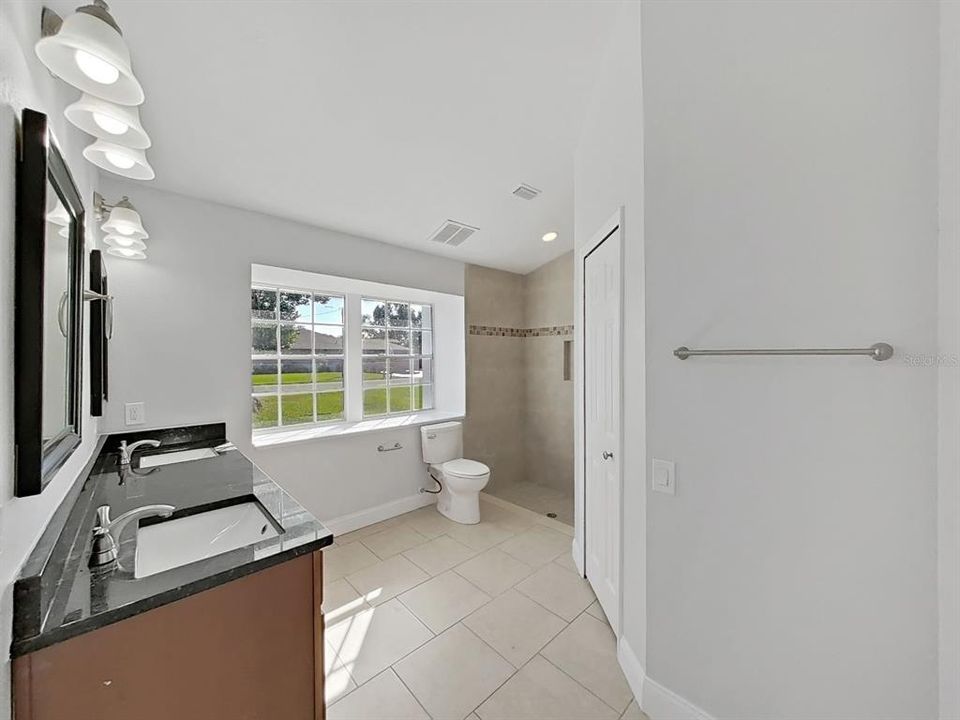 En Venta: $319,900 (3 camas, 2 baños, 1502 Pies cuadrados)