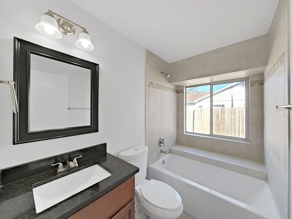 En Venta: $319,900 (3 camas, 2 baños, 1502 Pies cuadrados)
