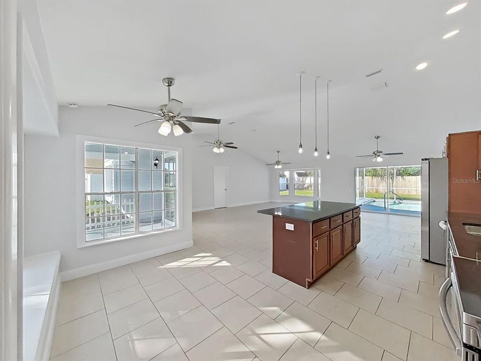 En Venta: $319,900 (3 camas, 2 baños, 1502 Pies cuadrados)