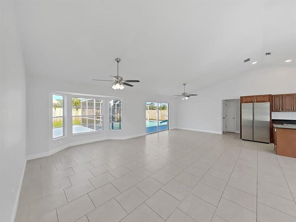 En Venta: $319,900 (3 camas, 2 baños, 1502 Pies cuadrados)