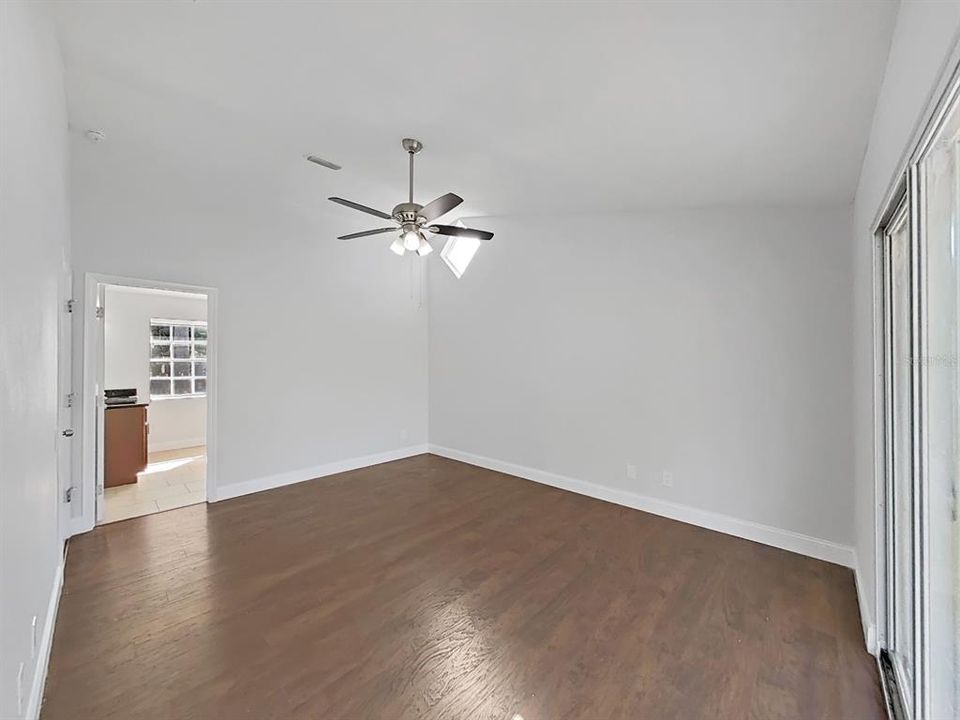 En Venta: $319,900 (3 camas, 2 baños, 1502 Pies cuadrados)