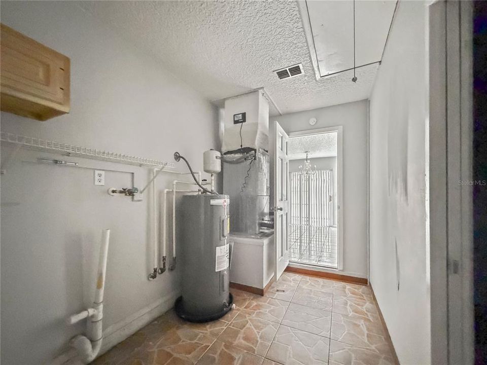В аренду: $2,025 (3 спален, 2 ванн, 1117 Квадратных фут)