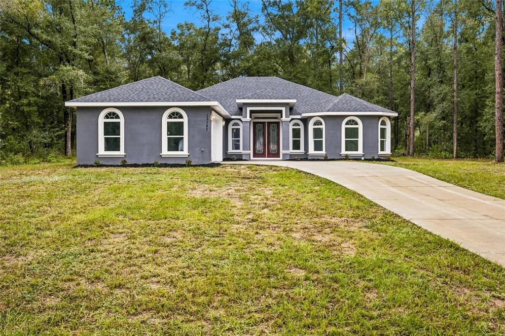 For Sale: $649,500 (4 beds, 3 baths, 2700 Square Feet)