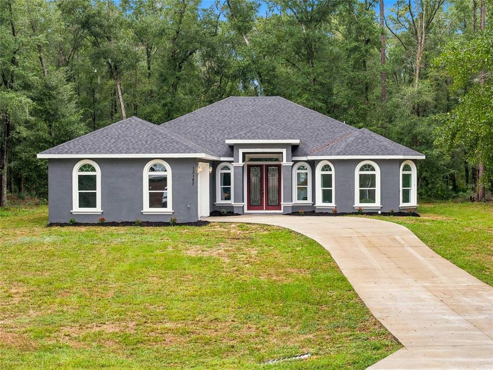 For Sale: $649,500 (4 beds, 3 baths, 2700 Square Feet)
