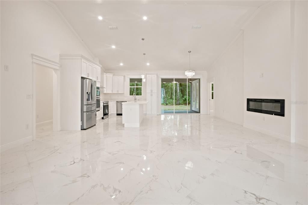 For Sale: $649,500 (4 beds, 3 baths, 2700 Square Feet)