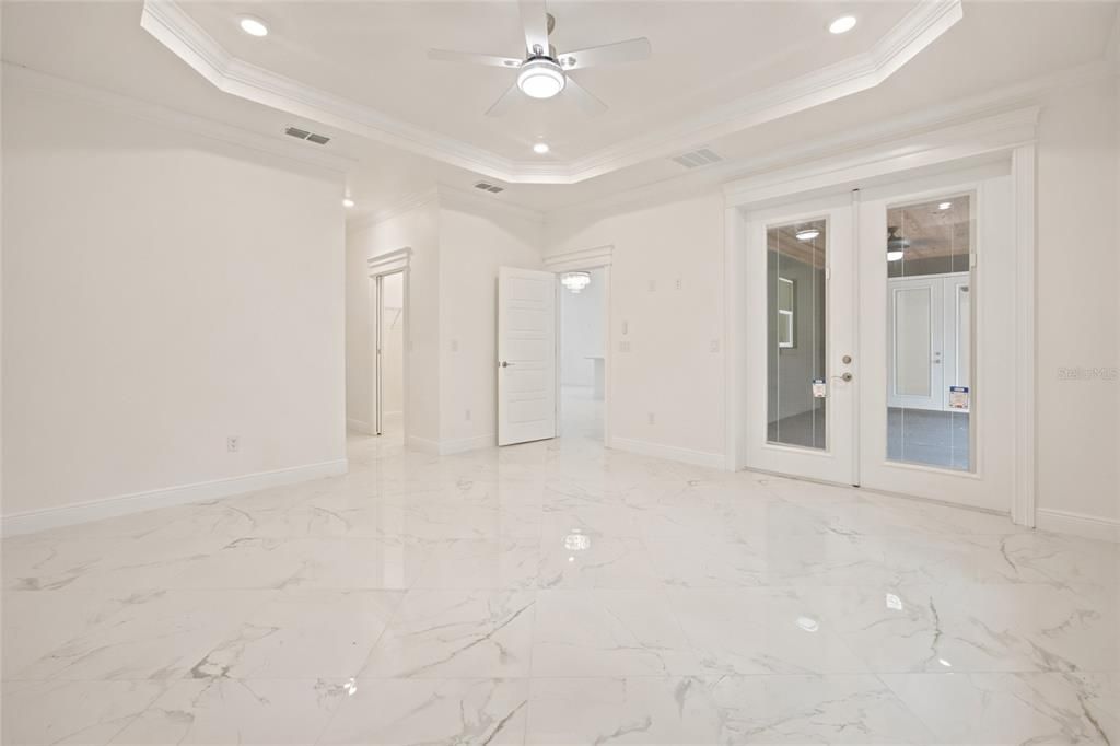 For Sale: $649,500 (4 beds, 3 baths, 2700 Square Feet)