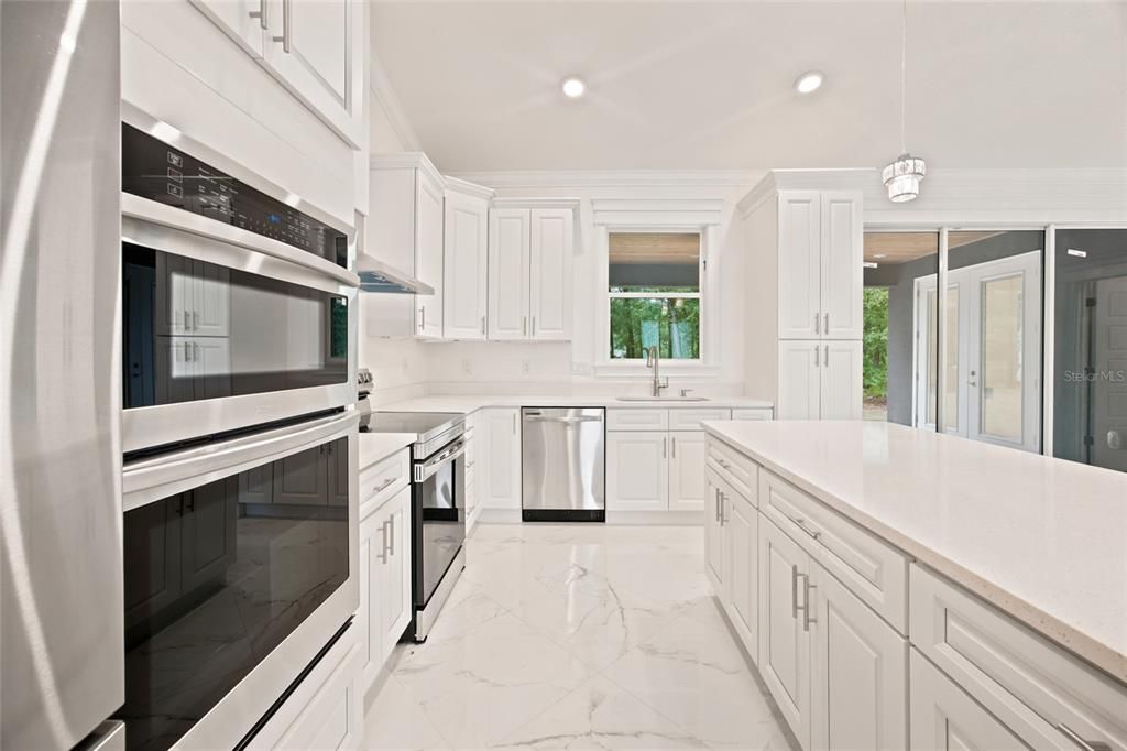 For Sale: $649,500 (4 beds, 3 baths, 2700 Square Feet)