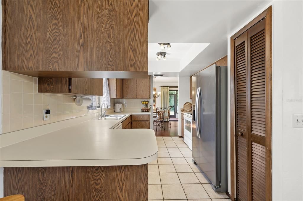 En Venta: $315,000 (3 camas, 2 baños, 1653 Pies cuadrados)