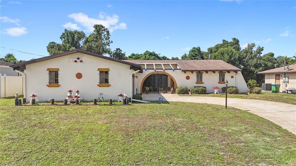 En Venta: $315,000 (3 camas, 2 baños, 1653 Pies cuadrados)