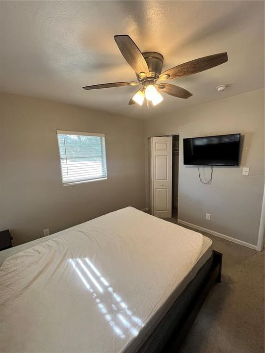 For Rent: $2,750 (2 beds, 1 baths, 1032 Square Feet)
