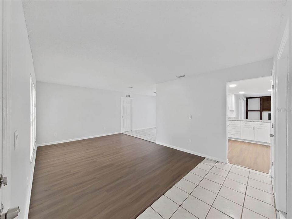 For Sale: $400,000 (3 beds, 2 baths, 1474 Square Feet)