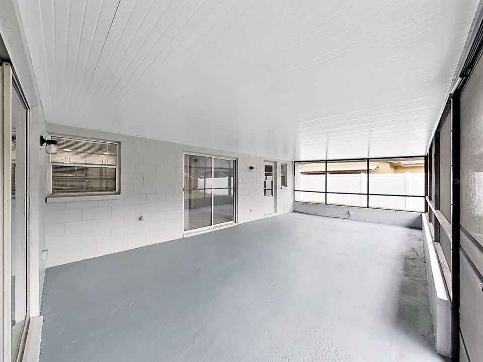 For Sale: $400,000 (3 beds, 2 baths, 1474 Square Feet)