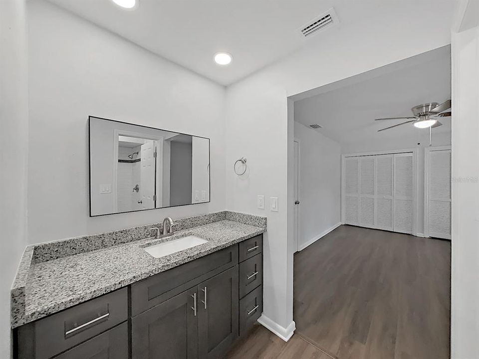 For Sale: $400,000 (3 beds, 2 baths, 1474 Square Feet)