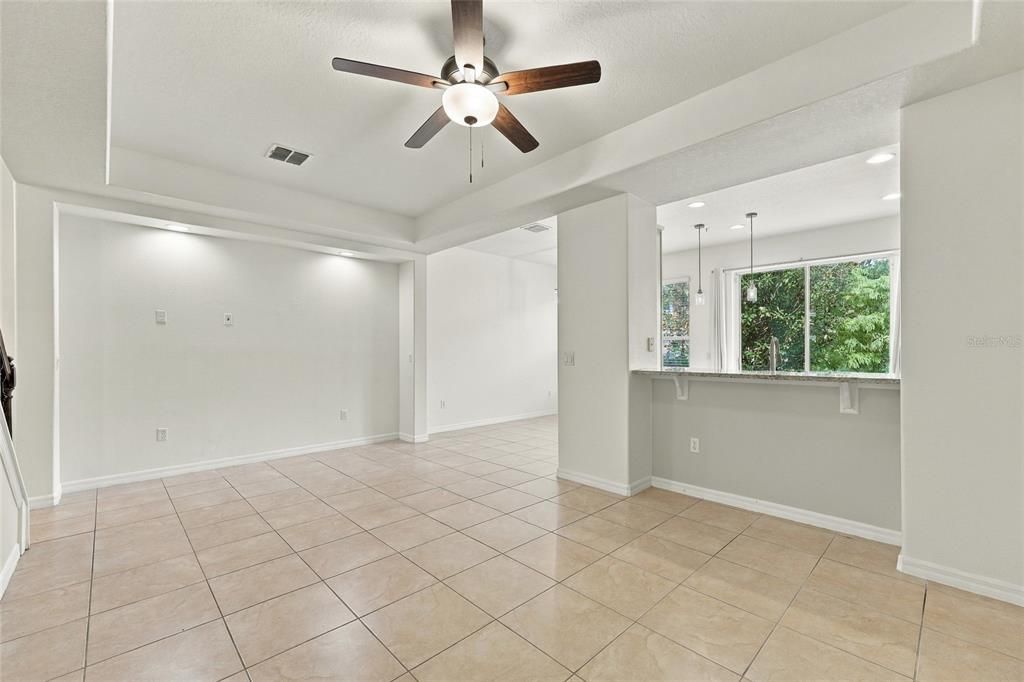 For Sale: $359,900 (3 beds, 2 baths, 1682 Square Feet)