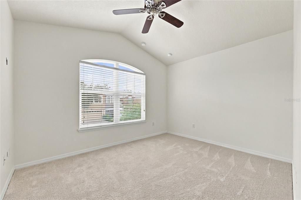 For Sale: $359,900 (3 beds, 2 baths, 1682 Square Feet)